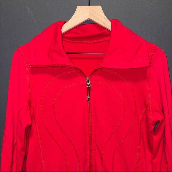 Lululemon In Stride Jacket Currant Red Womens size 8 - Picture 3 of 12